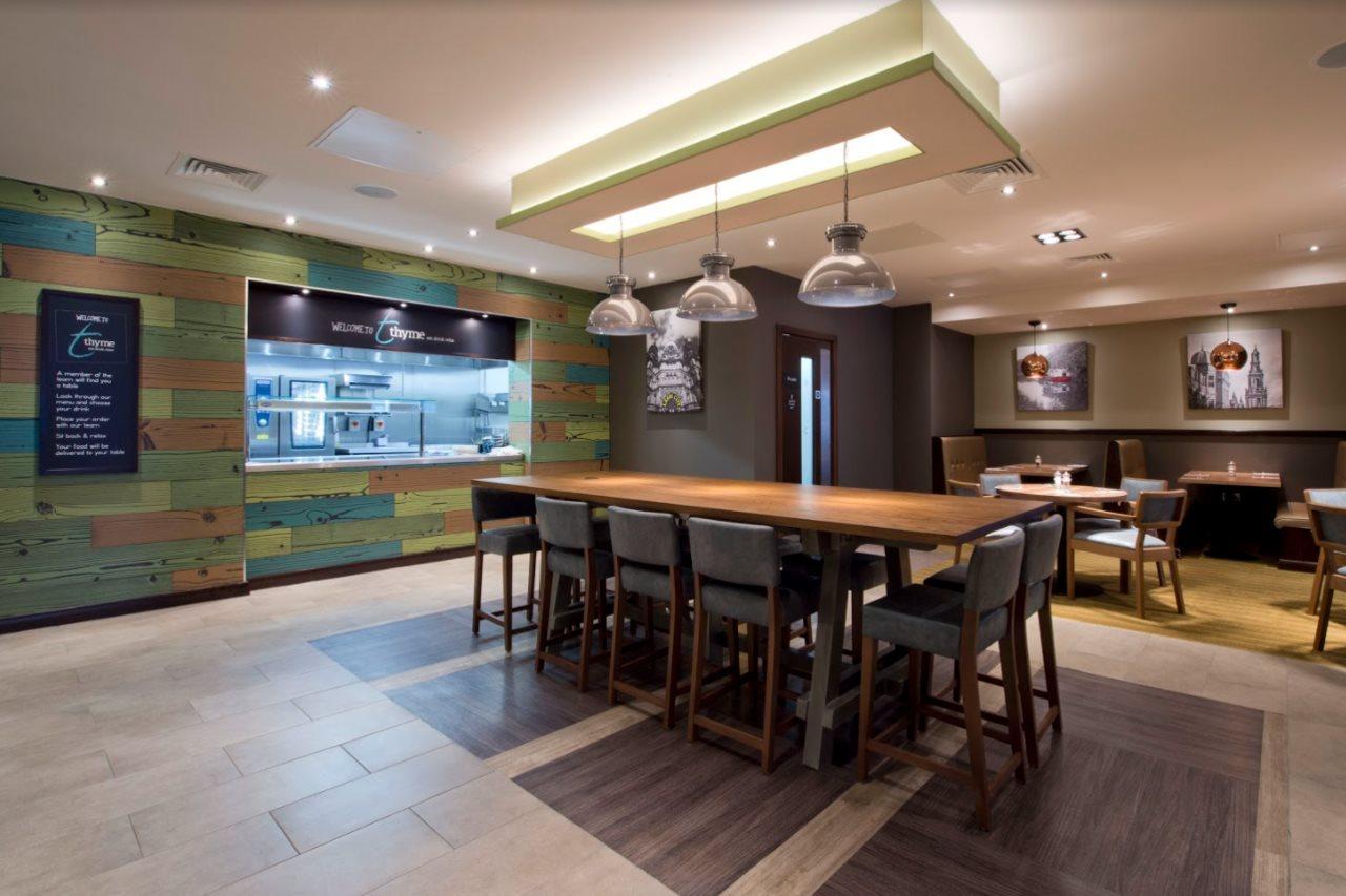 Premier Inn Leeds City Centre Экстерьер фото